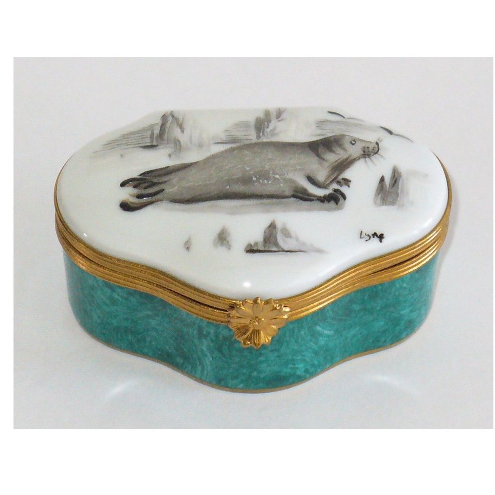 Limoges Box, Snuff Box, baby seal